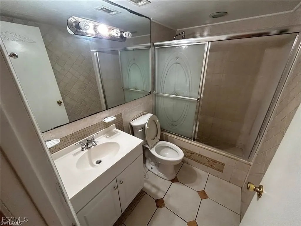 2828 Jackson Street Fort Myers FL 33901