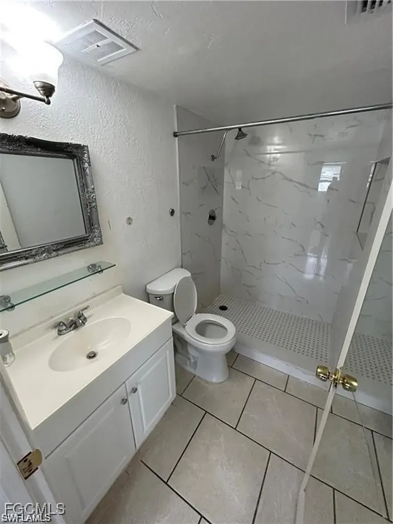 2828 Jackson Street Fort Myers FL 33901