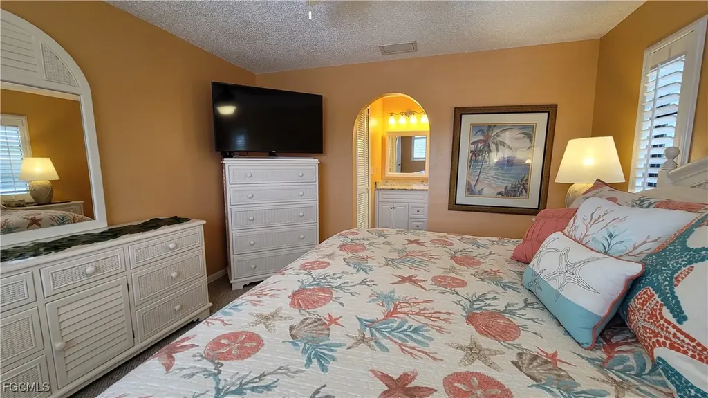 1126 SE 13th Terrace Cape Coral FL 33990
