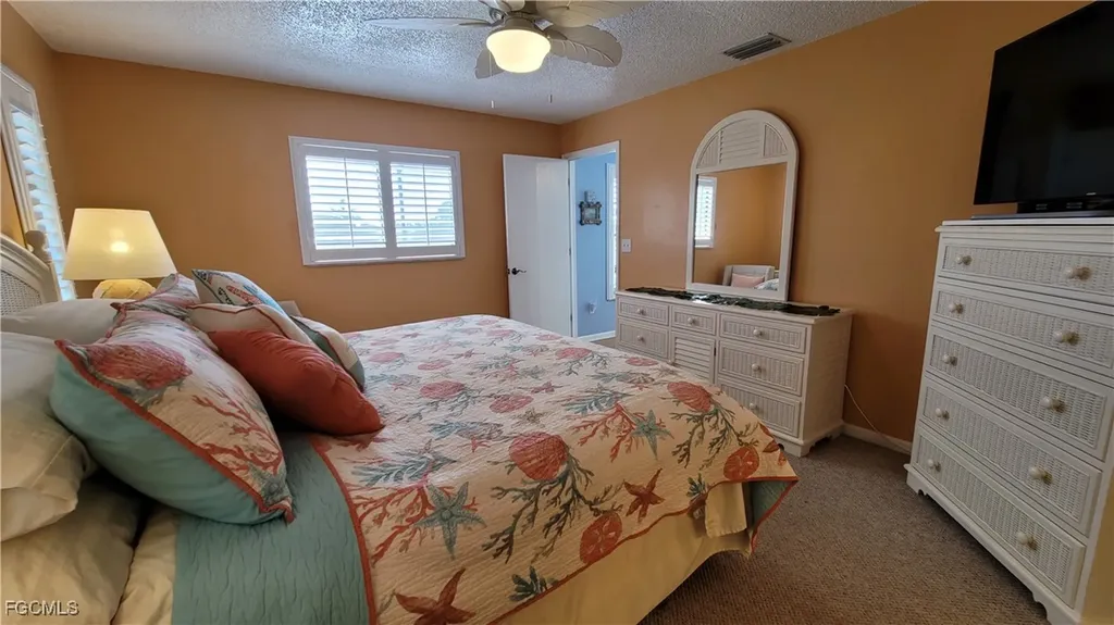 1126 SE 13th Terrace Cape Coral FL 33990