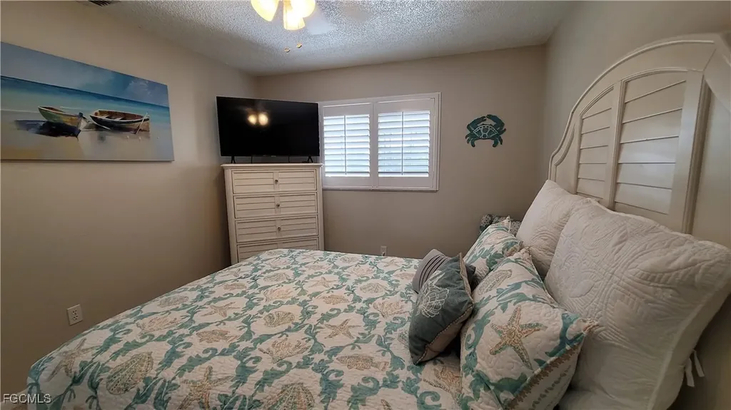 1126 SE 13th Terrace Cape Coral FL 33990