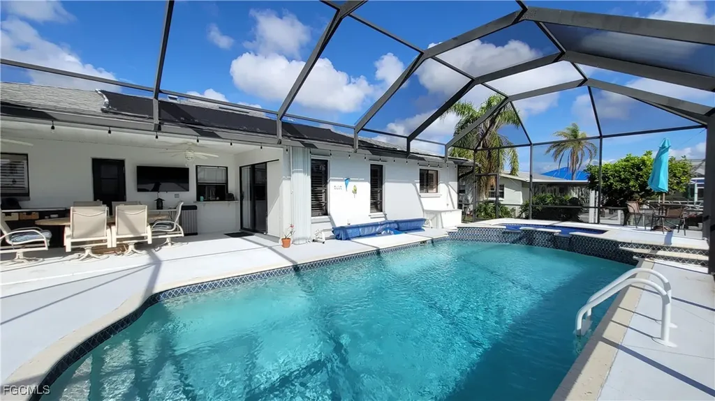 1126 SE 13th Terrace Cape Coral FL 33990