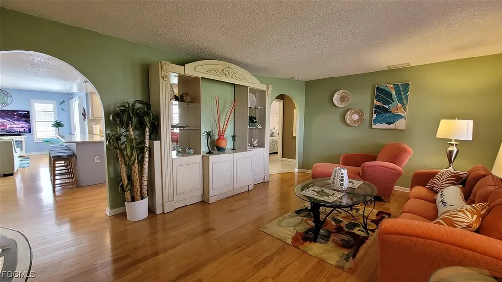 1126 SE 13th Terrace Cape Coral FL 33990