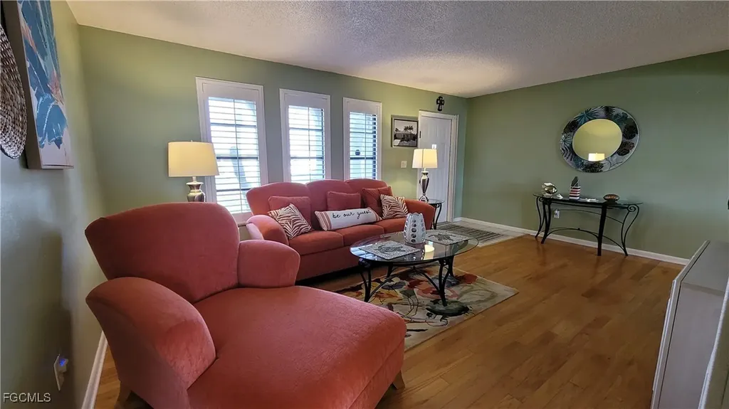 1126 SE 13th Terrace Cape Coral FL 33990