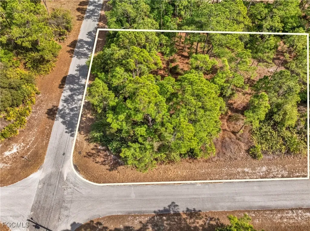 4206 E 13th Street Lehigh Acres FL 33972