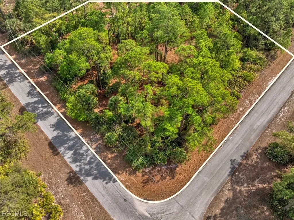 4206 E 13th Street Lehigh Acres FL 33972