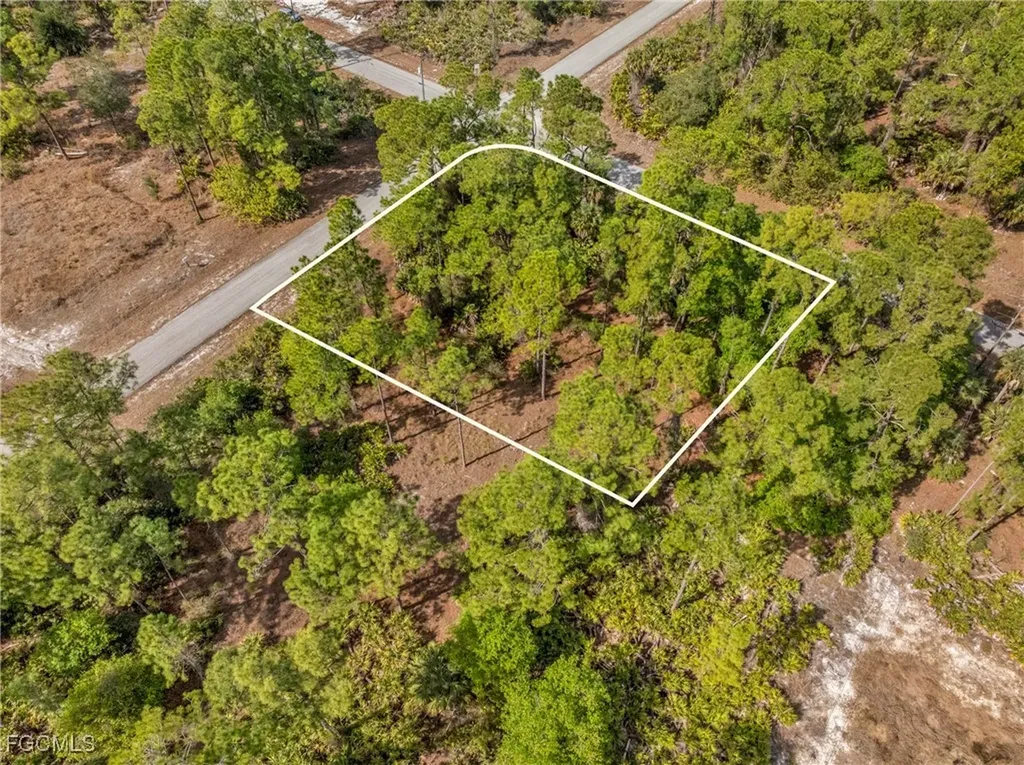4206 E 13th Street Lehigh Acres FL 33972