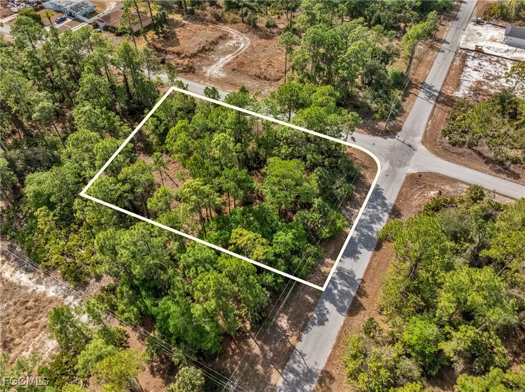 4206 E 13th Street Lehigh Acres FL 33972