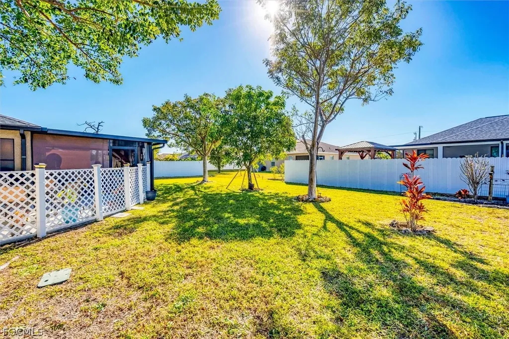 1826 SW Trafalgar Parkway Cape Coral FL 33991