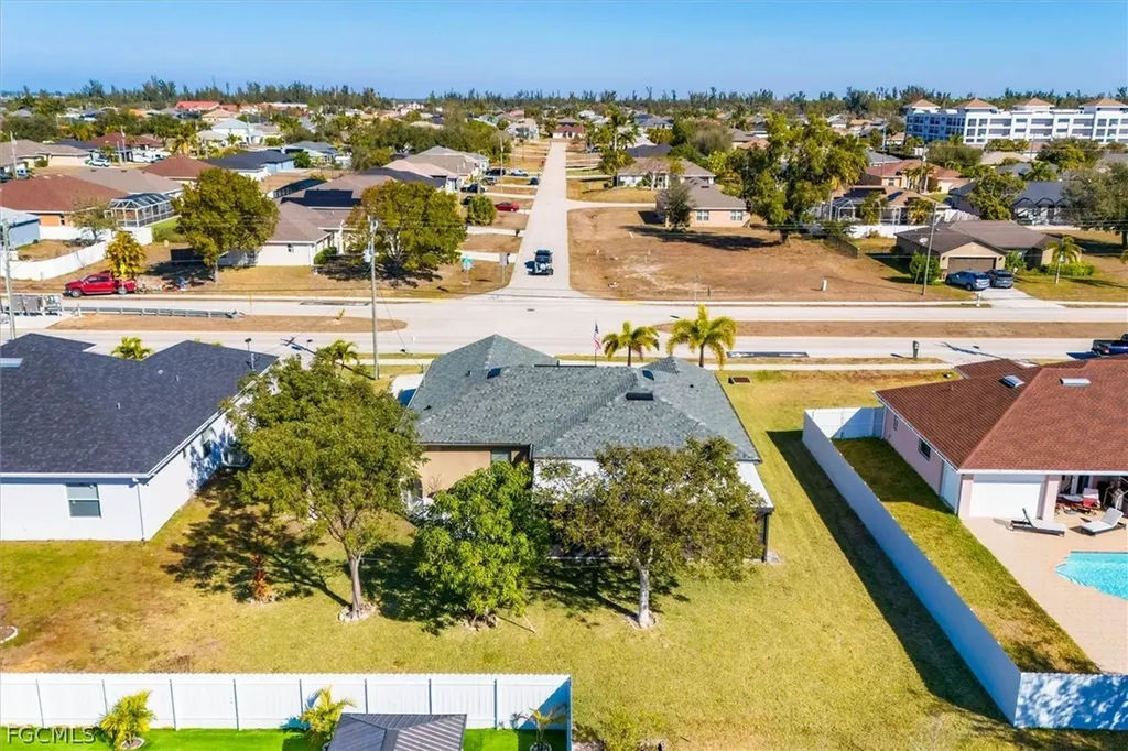 1826 SW Trafalgar Parkway Cape Coral FL 33991