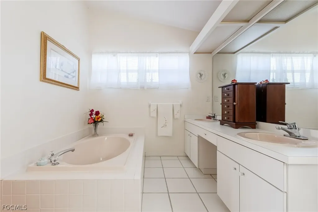 11701 Pinewood Lakes Drive Fort Myers FL 33913