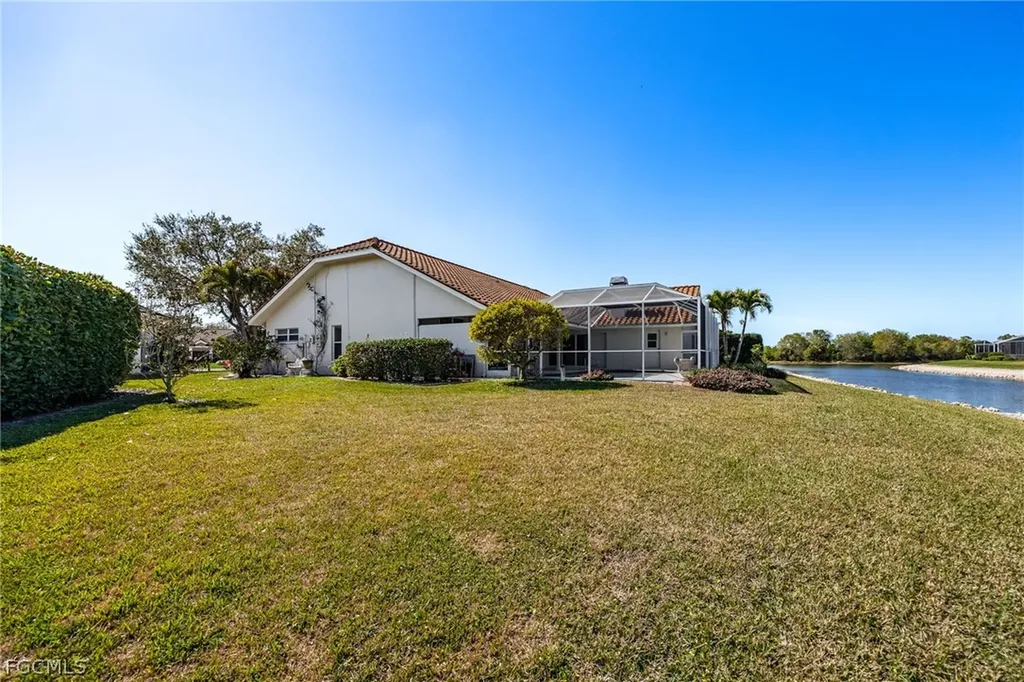 11701 Pinewood Lakes Drive Fort Myers FL 33913