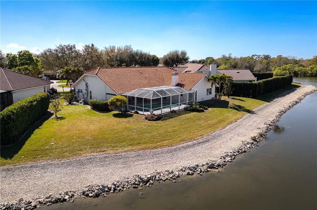 11701 Pinewood Lakes Drive Fort Myers FL 33913
