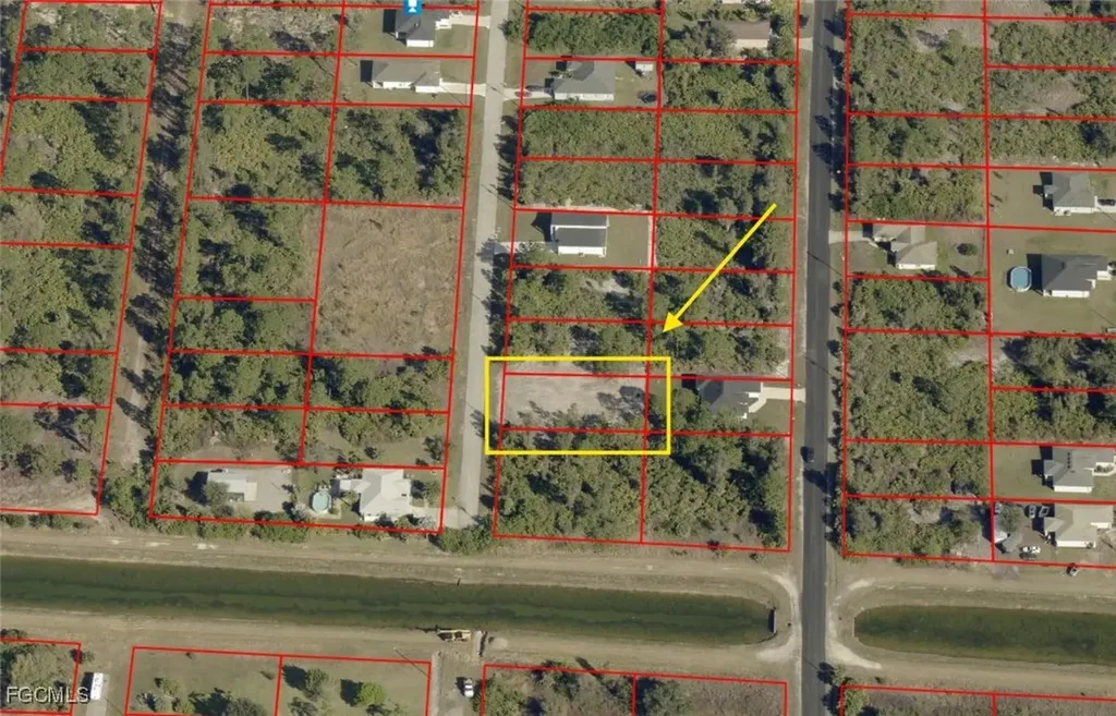 6004 N Ruth Avenue Lehigh Acres FL 33971