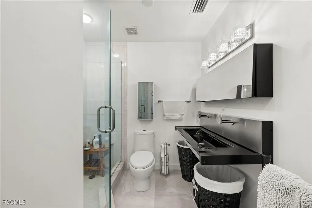 766 Central Avenue Naples FL 34102