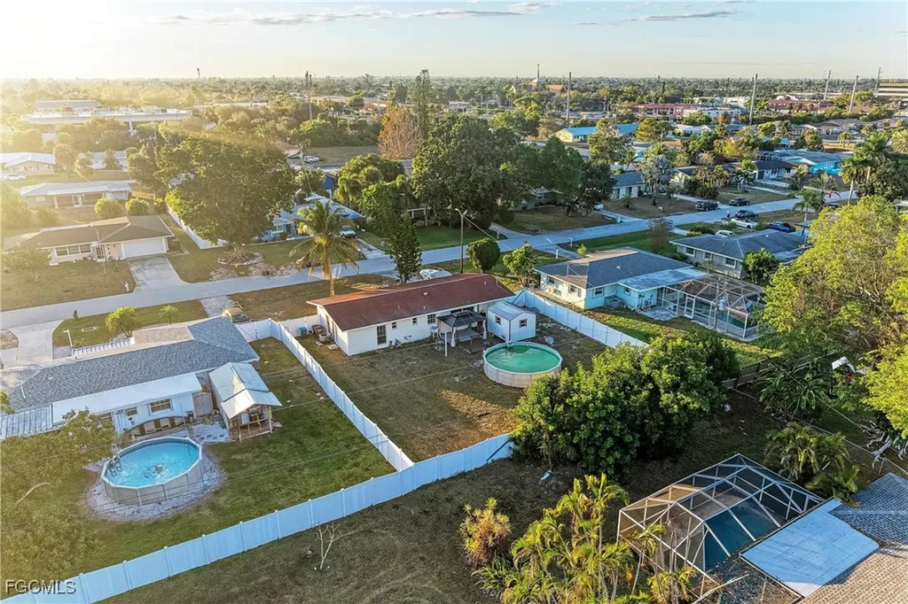 2709 SE 17th Avenue Cape Coral FL 33904