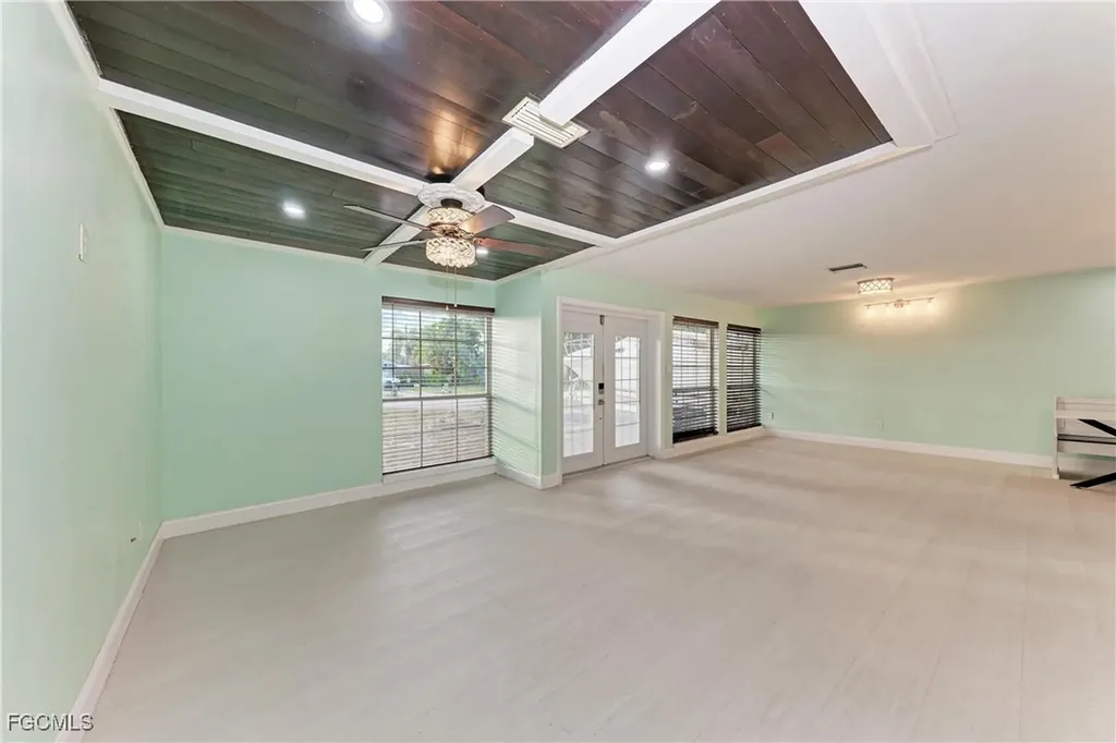 2709 SE 17th Avenue Cape Coral FL 33904