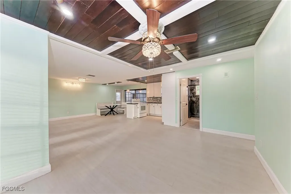 2709 SE 17th Avenue Cape Coral FL 33904