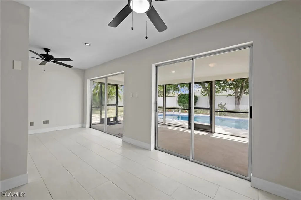 503 SE 16th Place Cape Coral FL 33990