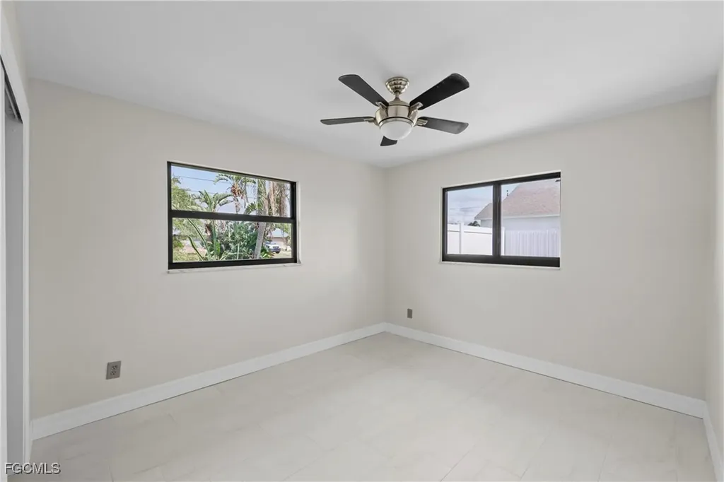 503 SE 16th Place Cape Coral FL 33990