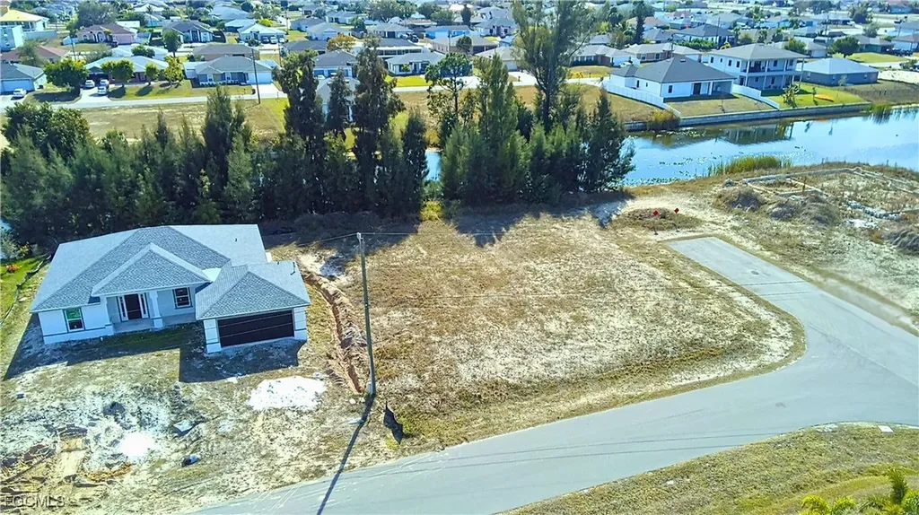 122 NE 9th Street Cape Coral FL 33909