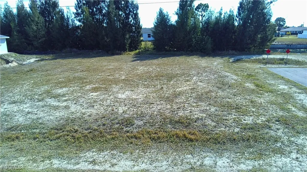 122 NE 9th Street Cape Coral FL 33909
