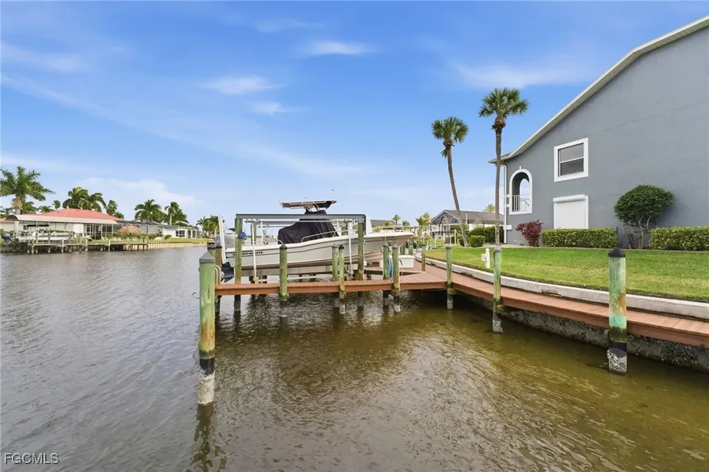 1765 Cape Coral Parkway E Cape Coral FL 33904