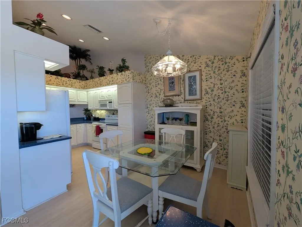 4622 SW 12th Place Cape Coral FL 33914