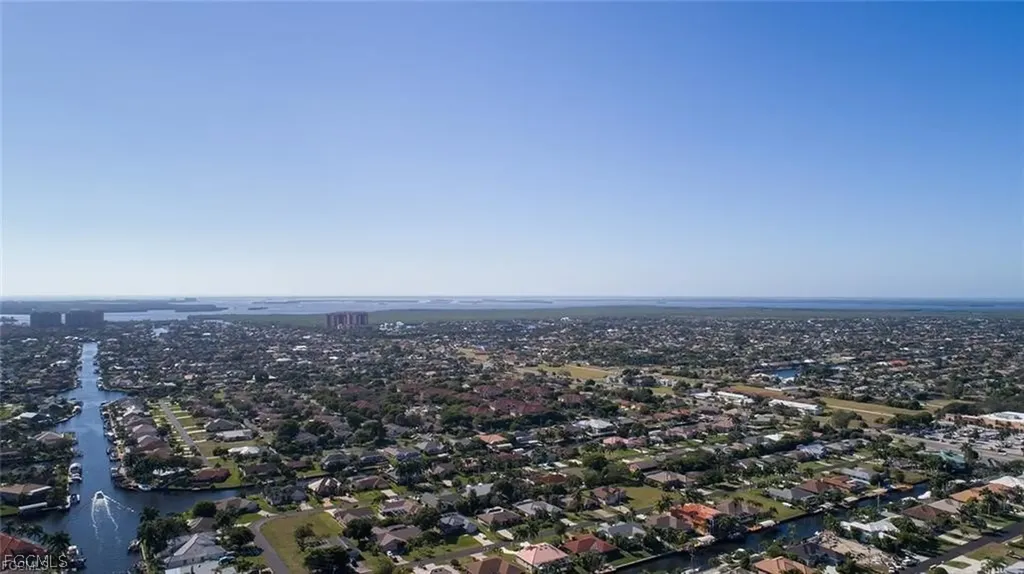 4622 SW 12th Place Cape Coral FL 33914