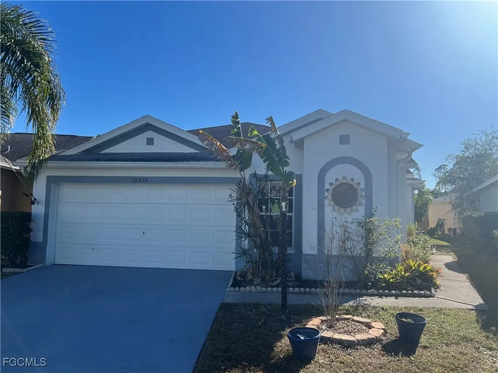 10730 Bahia Terrado Circle Estero FL 33928