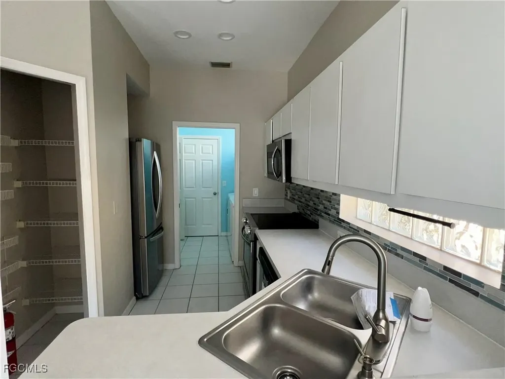 10730 Bahia Terrado Circle Estero FL 33928
