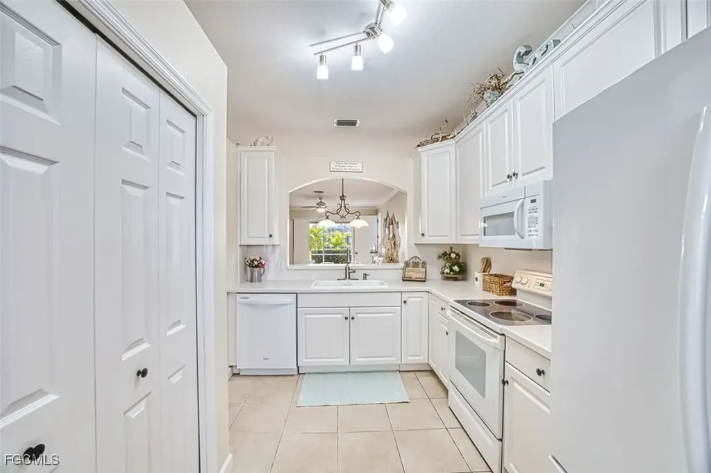 7905 Summer Lake Court Fort Myers FL 33907