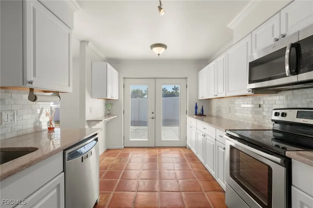 15068 Cloverdale Drive Fort Myers FL 33919