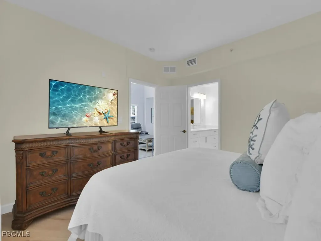 4500 Botanical Place Circle Naples FL 34112