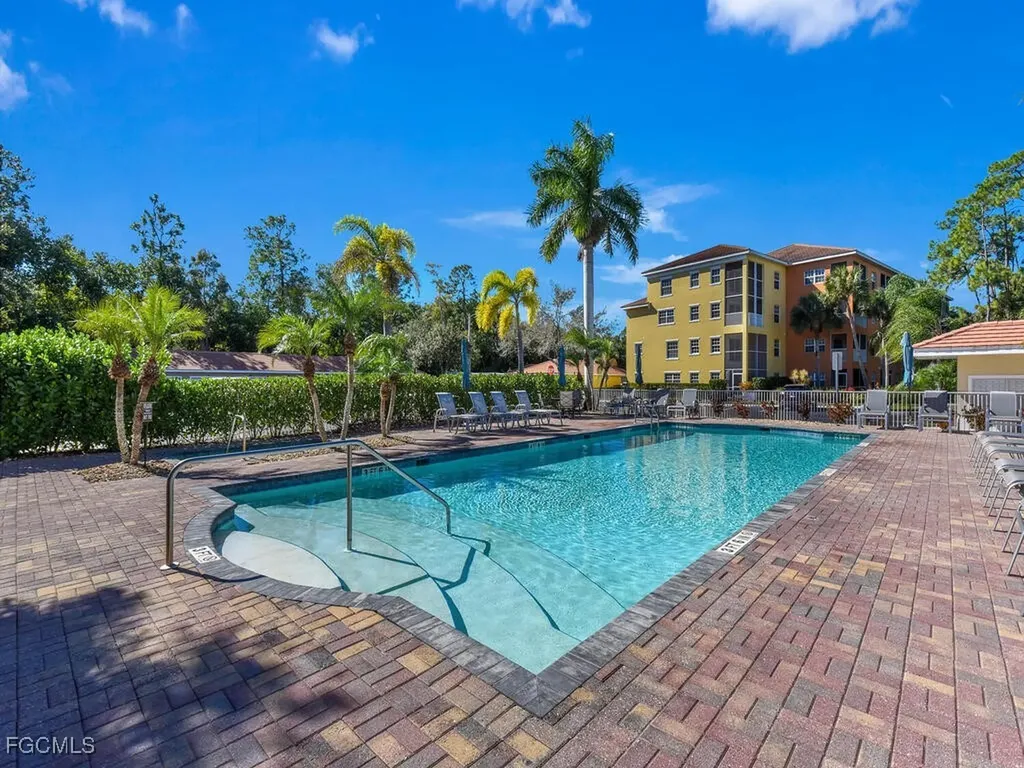 4500 Botanical Place Circle Naples FL 34112