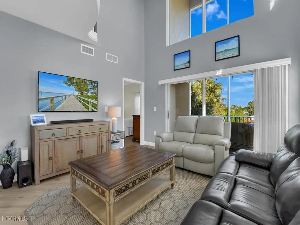 4500 Botanical Place Circle Naples FL 34112
