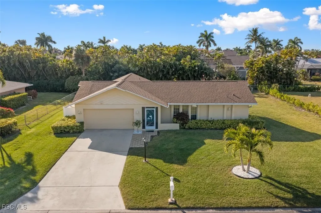 15048 Bonaire Circle Fort Myers FL 33908