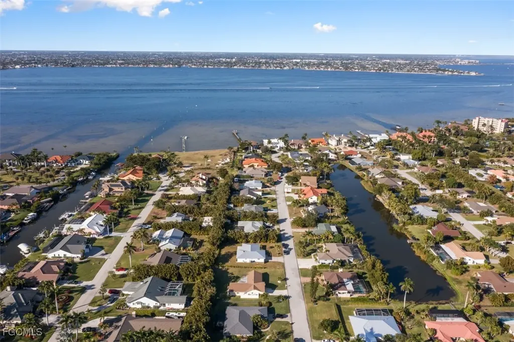15048 Bonaire Circle Fort Myers FL 33908