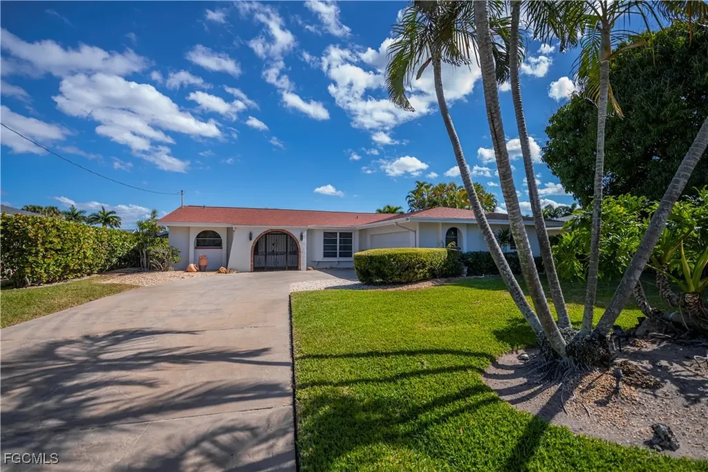 3511 SE 18th Place Cape Coral FL 33904