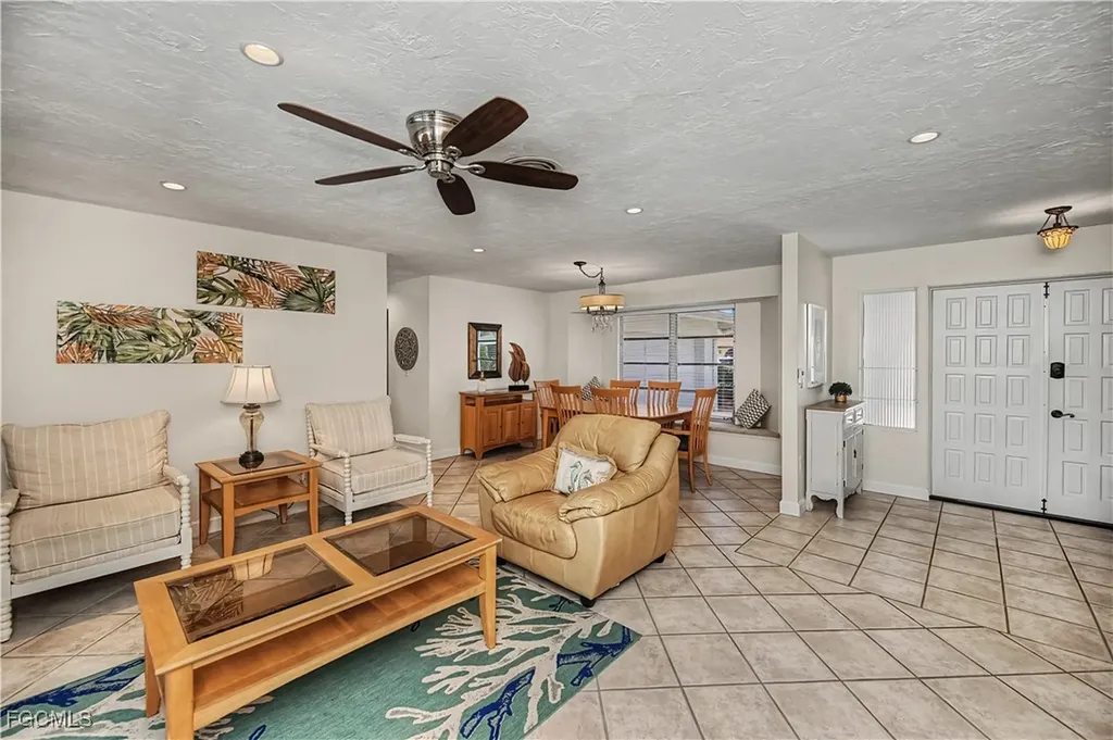 3511 SE 18th Place Cape Coral FL 33904