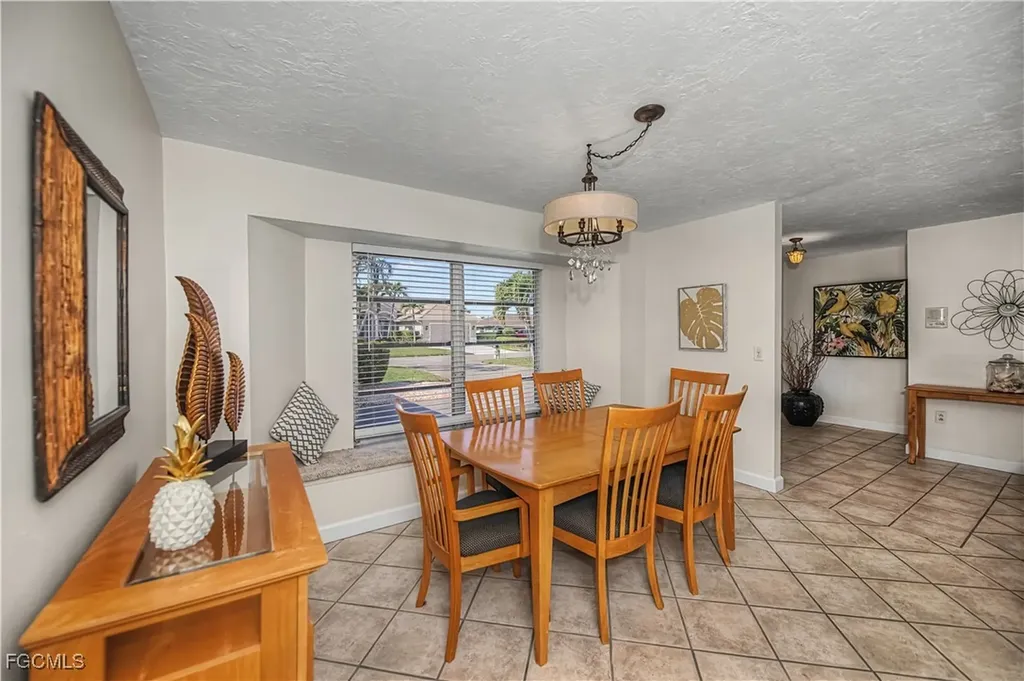 3511 SE 18th Place Cape Coral FL 33904