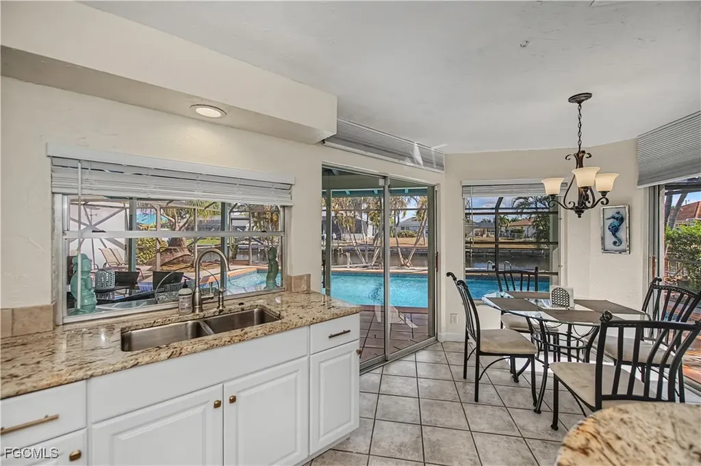 3511 SE 18th Place Cape Coral FL 33904