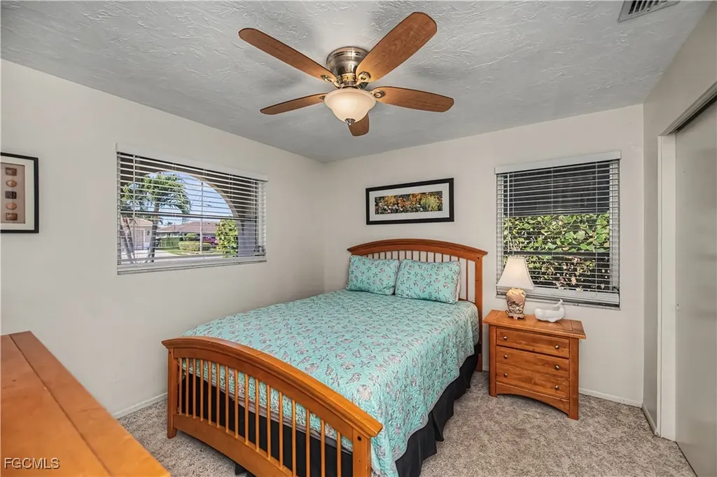 3511 SE 18th Place Cape Coral FL 33904