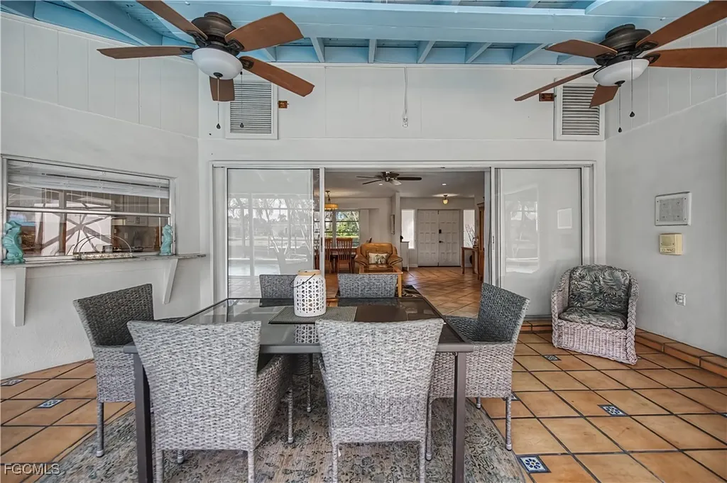 3511 SE 18th Place Cape Coral FL 33904