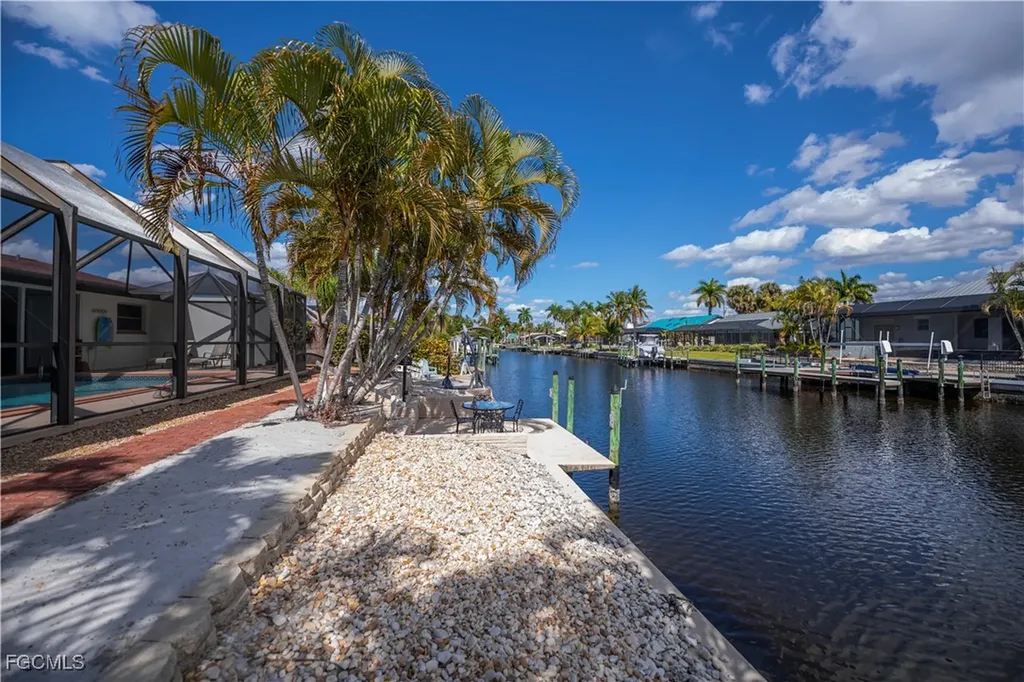 3511 SE 18th Place Cape Coral FL 33904