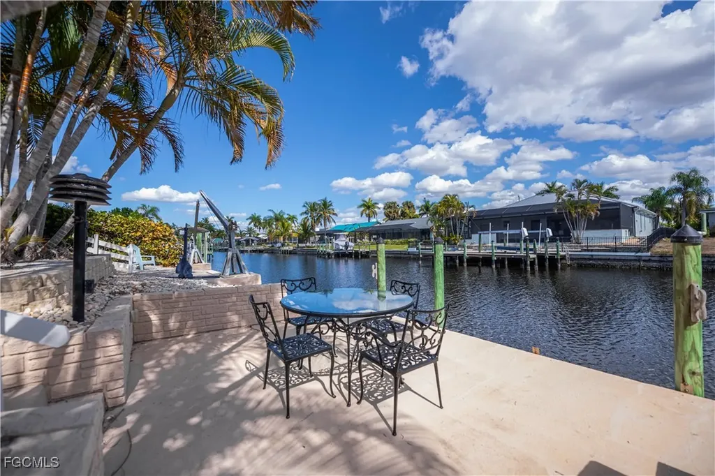3511 SE 18th Place Cape Coral FL 33904