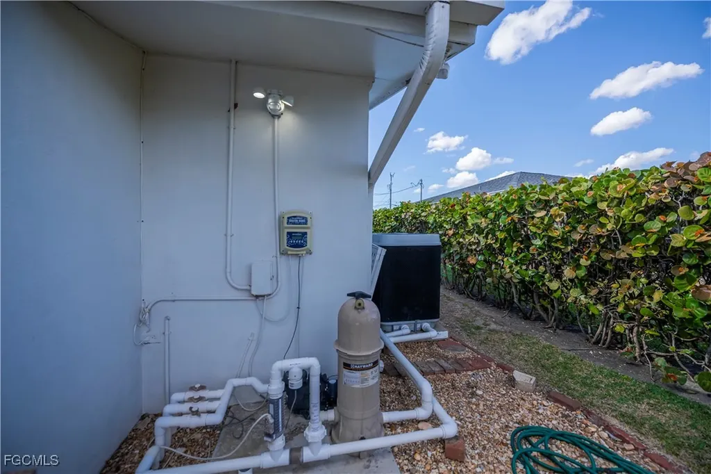 3511 SE 18th Place Cape Coral FL 33904