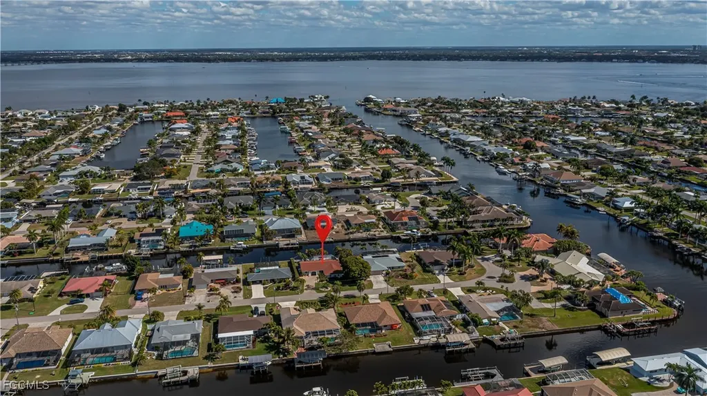 3511 SE 18th Place Cape Coral FL 33904