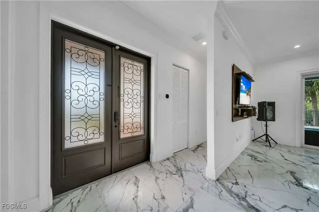 15361 River Cove Court North Fort Myers FL 33917
