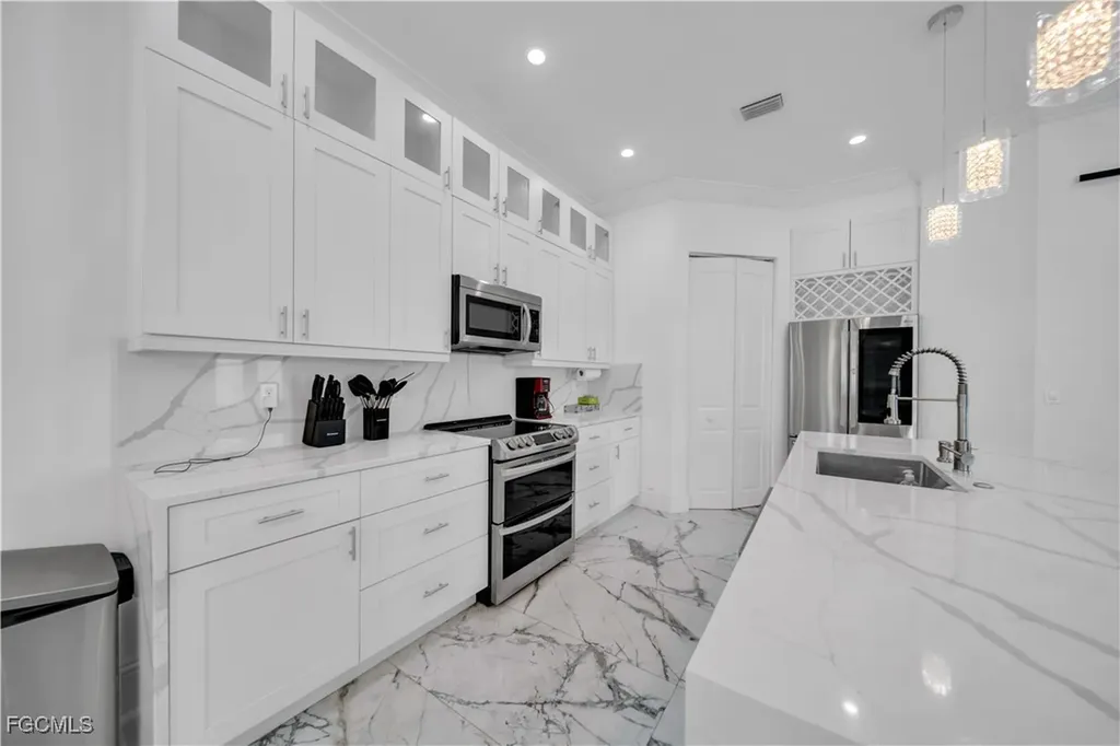 15361 River Cove Court North Fort Myers FL 33917